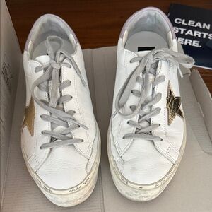 Golden Goose Women's Athletic Shoes - White and Gold